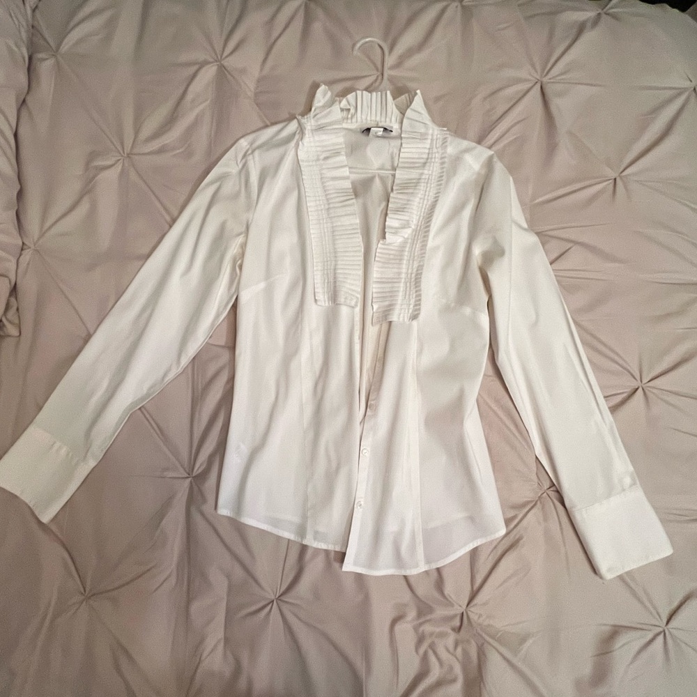 White button down dress shirt woman’s